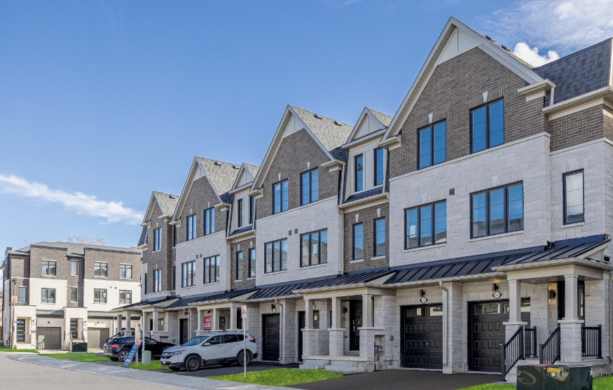 Whitehorn Woods – Townhome at 1240 Britannia Rd W, Mississauga, ON, Mississauga